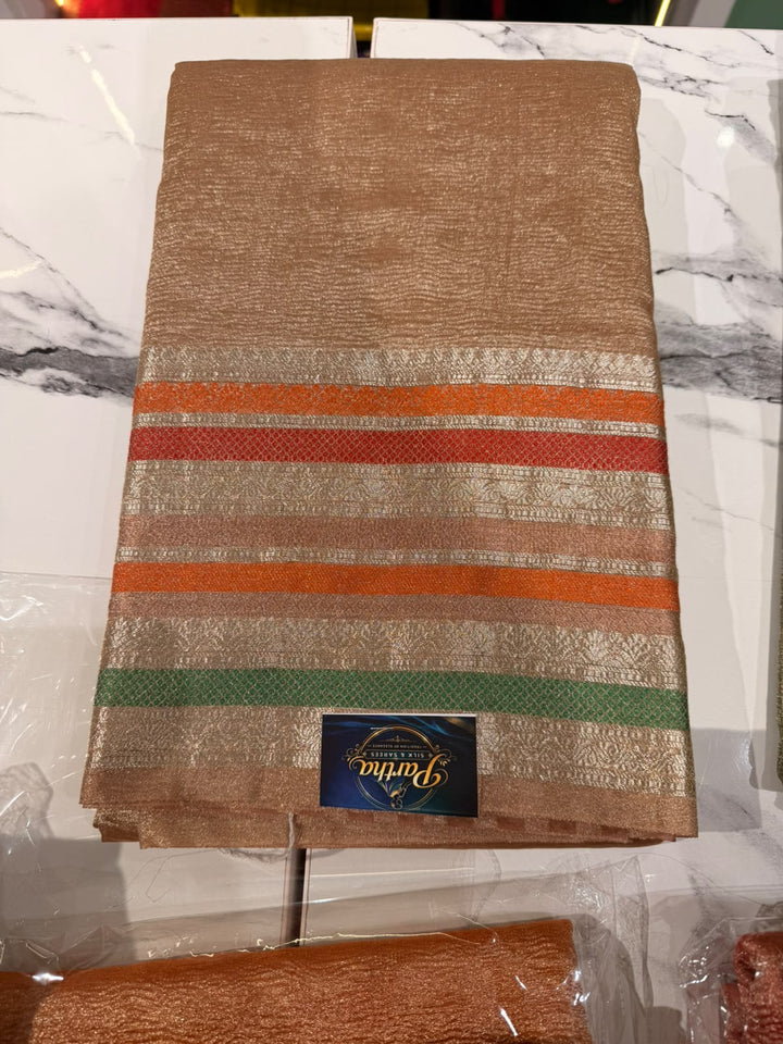 Crush tissue 374 Light peach