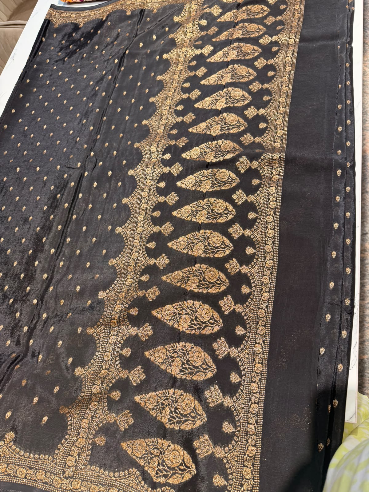 Scallop Khaddi crepe Black